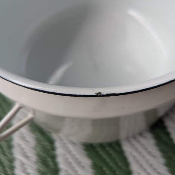 Vintage Arabia Finel White Pot Seppo Mallat Lid Seppo Mallat Finland 4qt - Picture 4 of 5